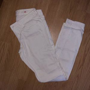 White jean pants